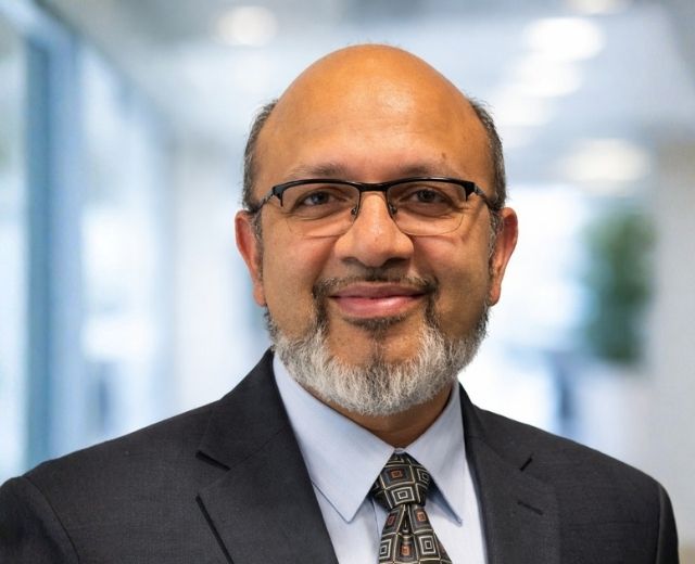 Dr. Najam Hassan teaches computer science at UMGC 