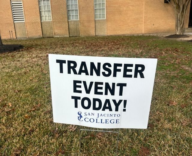 UMGC Engages Prospective Transfer Students at San Jacinto College in Houston 