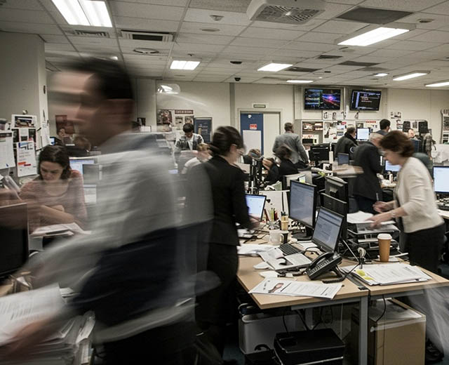 A busy newsroom.